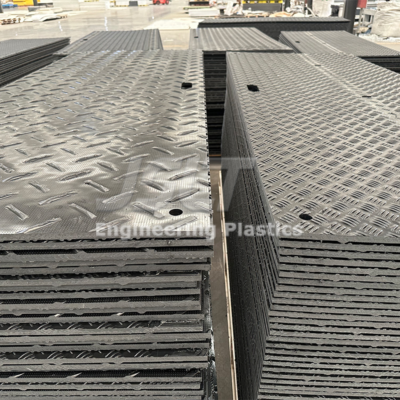 12.7mm Heavy Equipment HDPE Temporary Road Mat 4x8 HDPE Plastic Ground Protection Mats